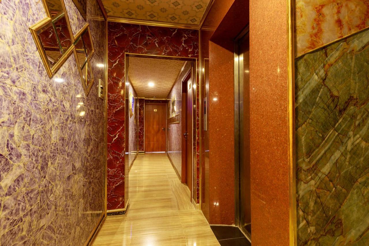 Venus Hotel & Massage - Bui Vien Walking Street 호치민 외부 사진