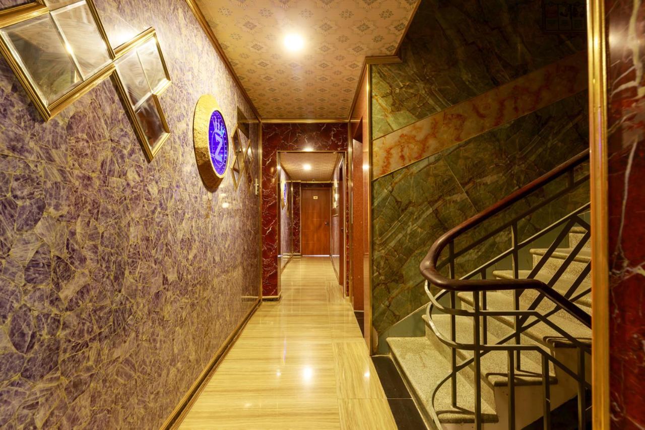 Venus Hotel & Massage - Bui Vien Walking Street 호치민 외부 사진